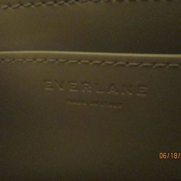 Everlane Mini Form Crossbody Bag New Bone Color - Picture 6 of 10